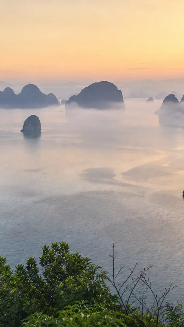 A Sea of Karst Islands in the Mist - Orange Phone - Heritage & Ruins / Sea, Lakes & Water wallpaper