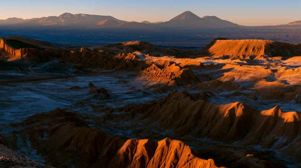 Sunset on Red Rock Canyon Cliffs - Nature & Landscape wallpaper