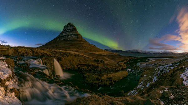 Aurora over Kirkjufell Mountain and Waterfall - Sea, Lakes & Water / Sky, Stars & Sunsets wallpaper
