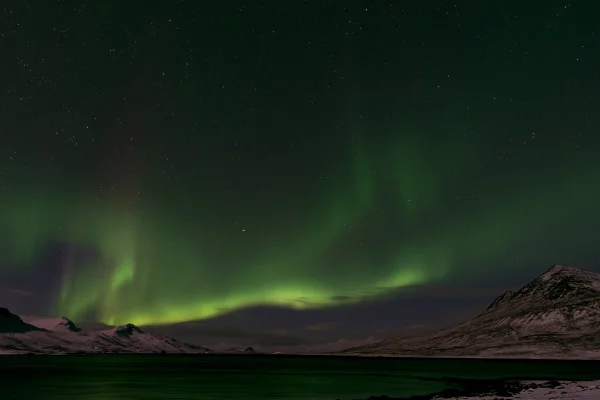 Green Aurora over a Dark Field - Sky, Stars & Sunsets / Nature & Landscape wallpaper