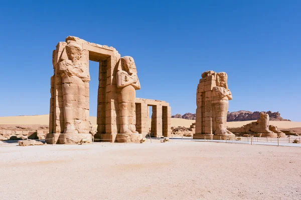Stone Pillars of an Ancient Ruin - Heritage & Ruins wallpaper