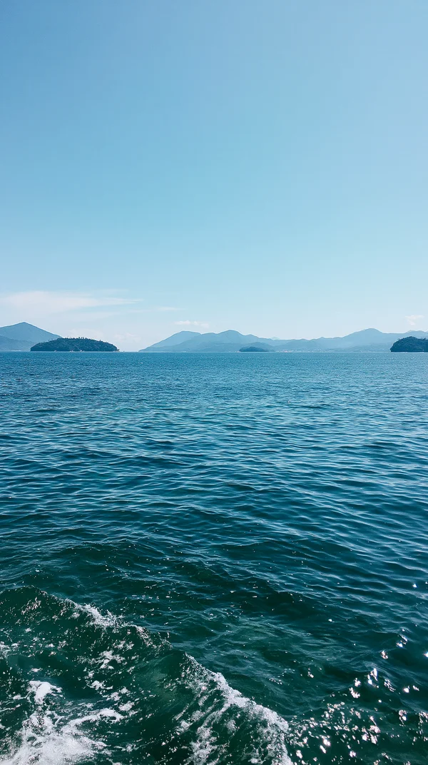 凪いだ海の水平線 - 海・湖・水辺の壁紙